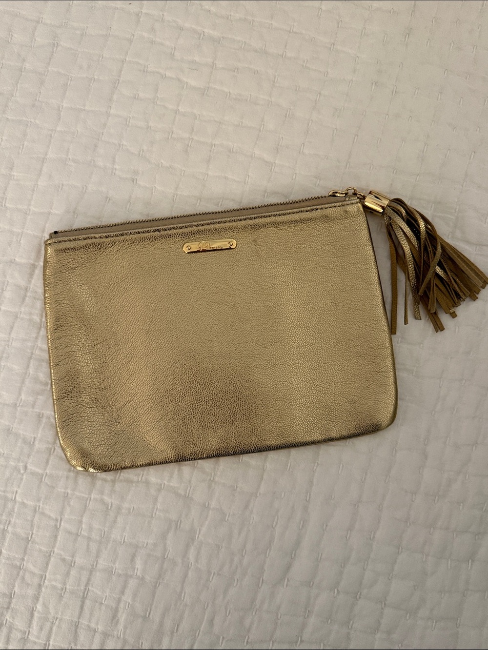 Gigi NEW YORK All In One Metallic Gold Clutch